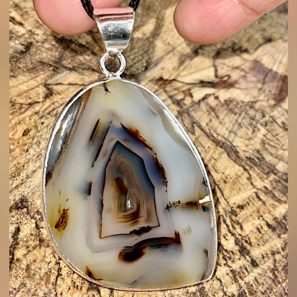Montana Fire Agate Pendant 2 1/2” - Picture 6 of 7
